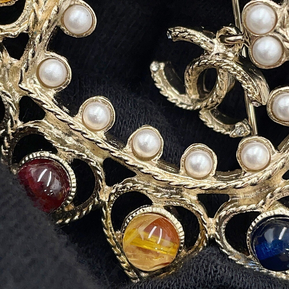 CHANEL Brooch - Picture 7 of 8